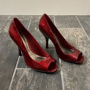 LIKE NEW BCBG Ruby Red peep toe heels